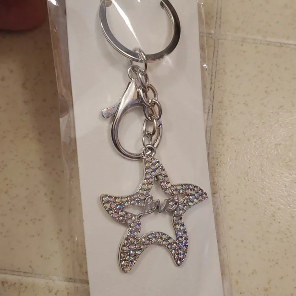 Star 'Love' Keychain with Iridescent Rhinestones New - Picture 2 of 4